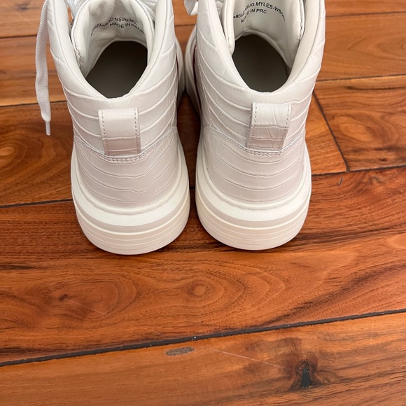 Bally White and Burgundy High-Top Sneakers - Picture 4 of 7